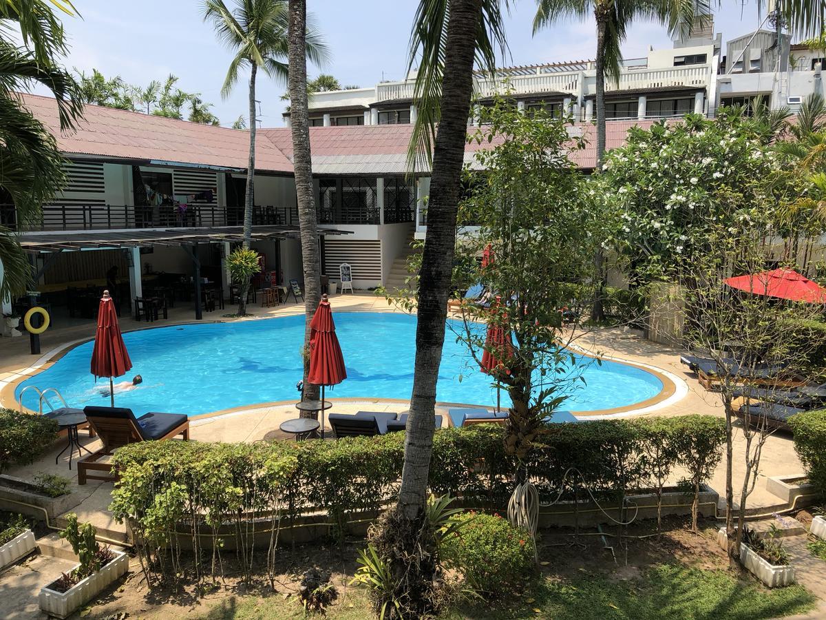 Bamboo Beach Hotel & Spa Patong Exterior photo