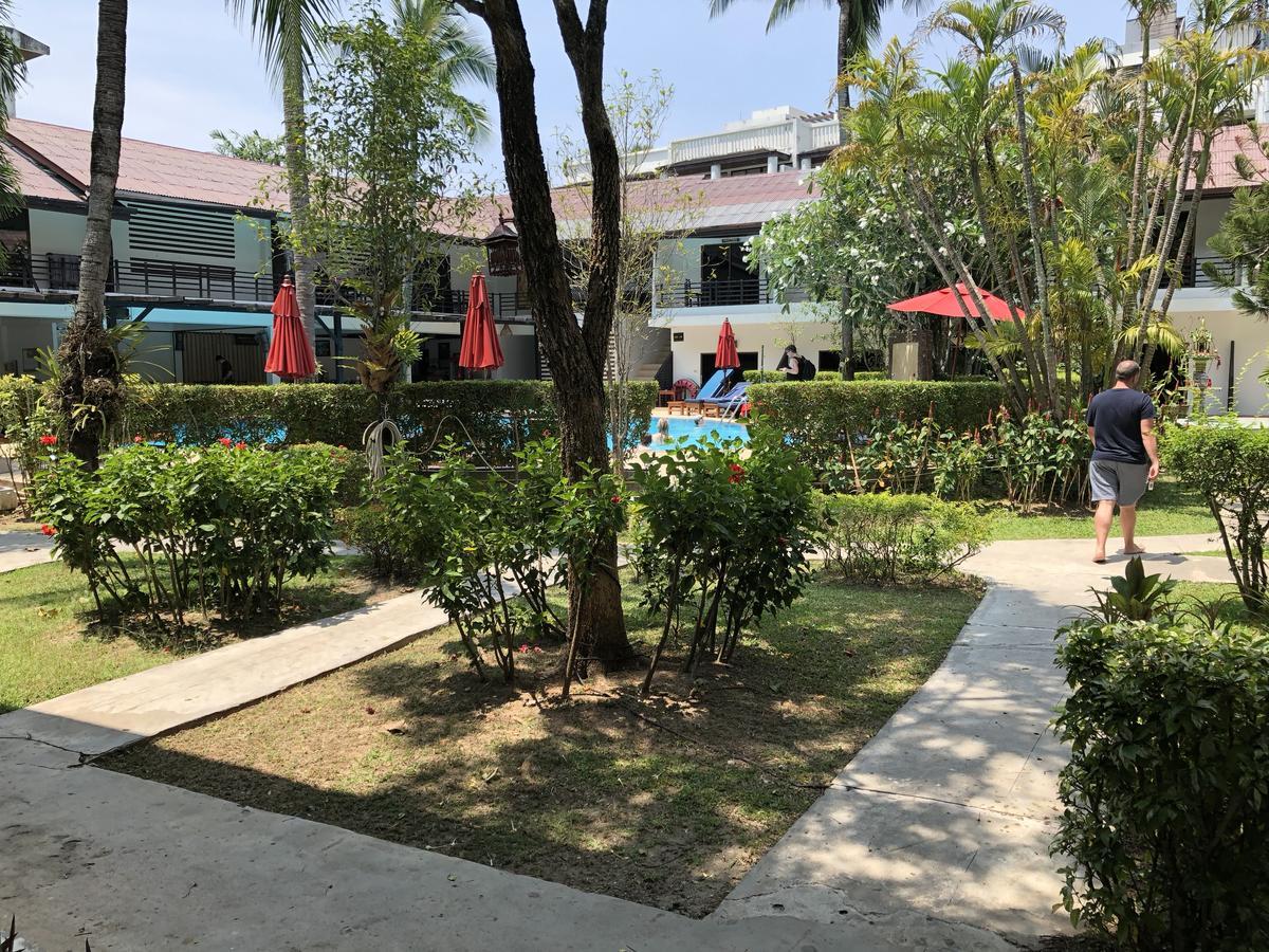 Bamboo Beach Hotel & Spa Patong Exterior photo